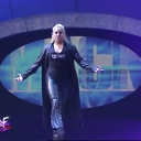 WWE_Smackdown_12_07_00_Molly_vs_Trish_mp42048.jpg