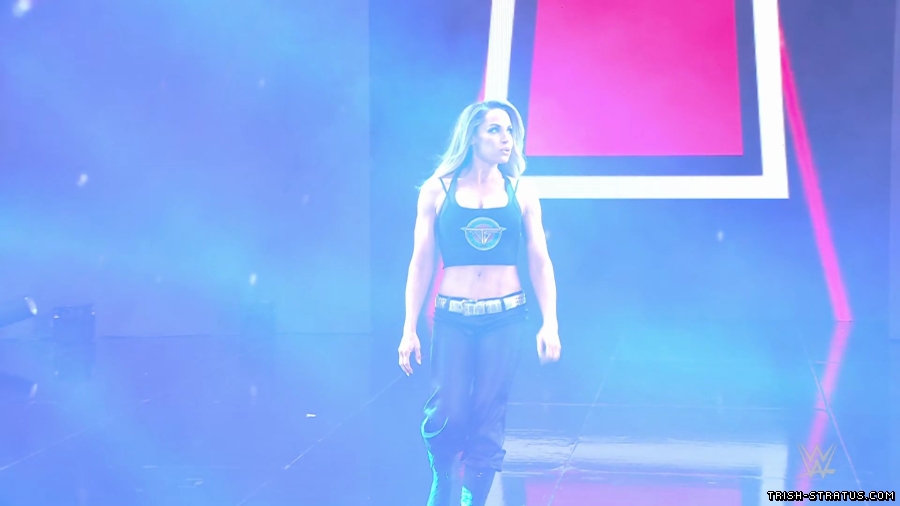 WWE_Raw_04_10_23_Becky_Trish_vs_Liv_Raquel_Trish_Attacks_Becky_mp48609.jpg