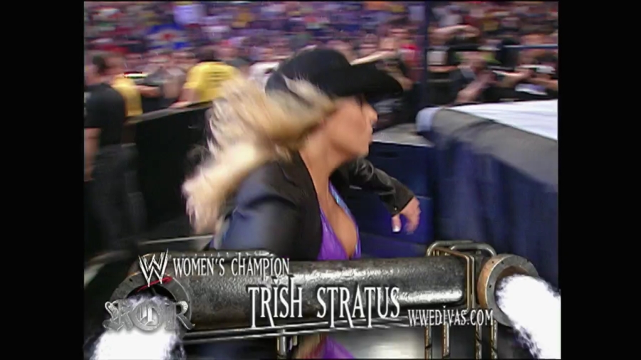 WWE_King_Of_The_Ring_2002_Molly_vs_Trish_mp40771.jpg