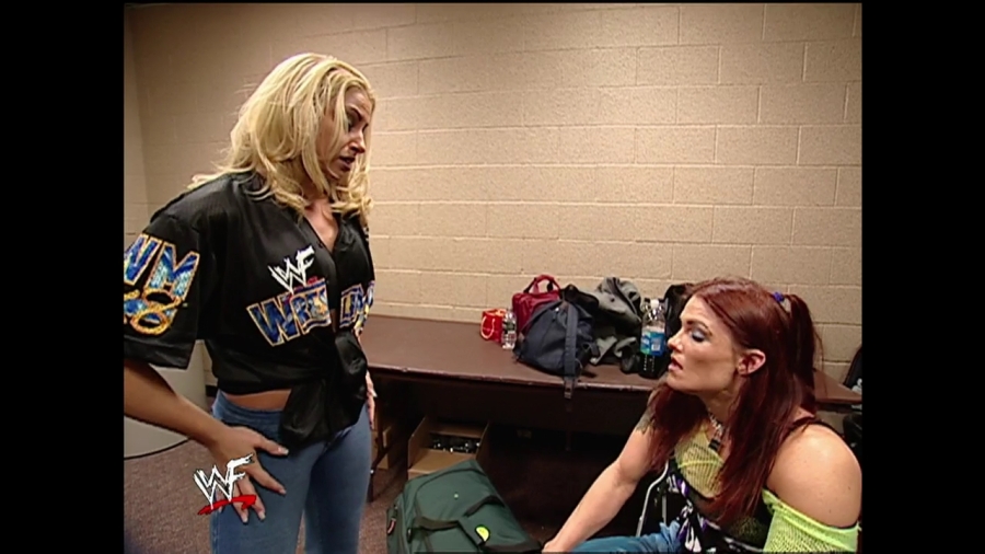 WWE_Smackdown_03_14_02_Lita_Trish_Backstage_Fight_Segment_mp42078.jpg