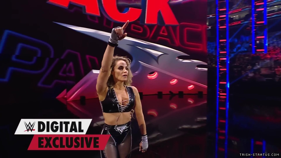 Trish_Stratus_receives_emotional_ovation_WWE_Payback_2023_exclusive_085.jpg
