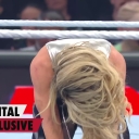 Trish_Stratus_receives_emotional_ovation_WWE_Payback_2023_exclusive_025.jpg