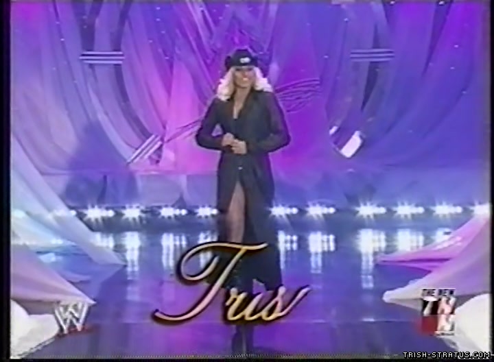 2002-06-29b_-_WWE_Divas_Undressed_2122.jpg