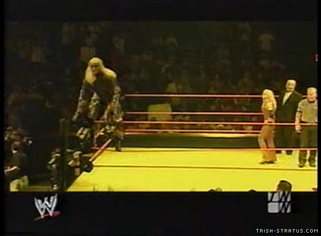 2003-06-29_-_WWE_Sunday_Night_Heat_mp4_002145015.jpg