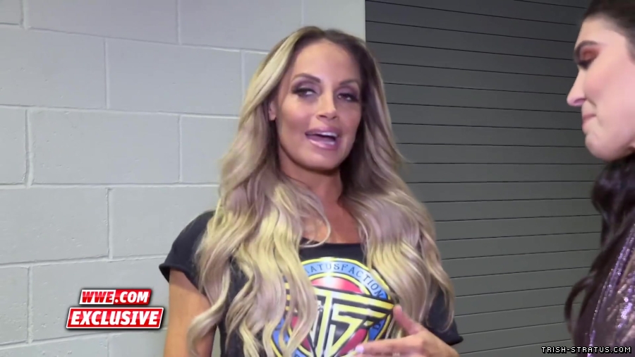 Trish_Stratus_honored_to_be_on_Raw_25_with_such_extraordinary_women_Raw_25_Fallout2C_Jan__222C_2018_062.jpg