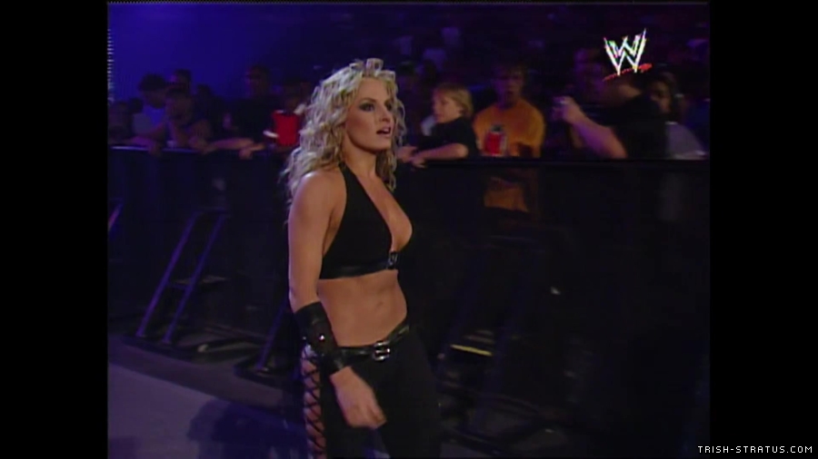WWE_SNME_07_15_06_Carlito_Trish_vs_Melina_Nitro_177.jpg
