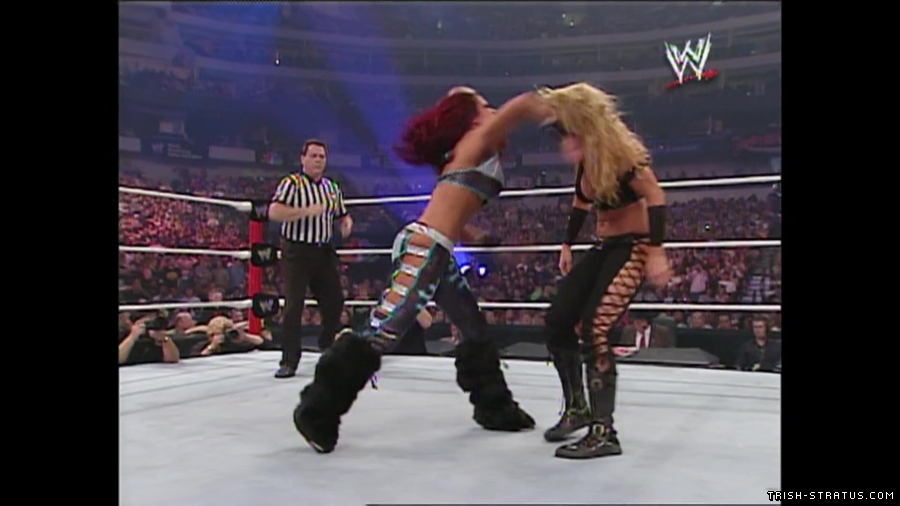 WWE_SNME_07_15_06_Carlito_Trish_vs_Melina_Nitro_373.jpg
